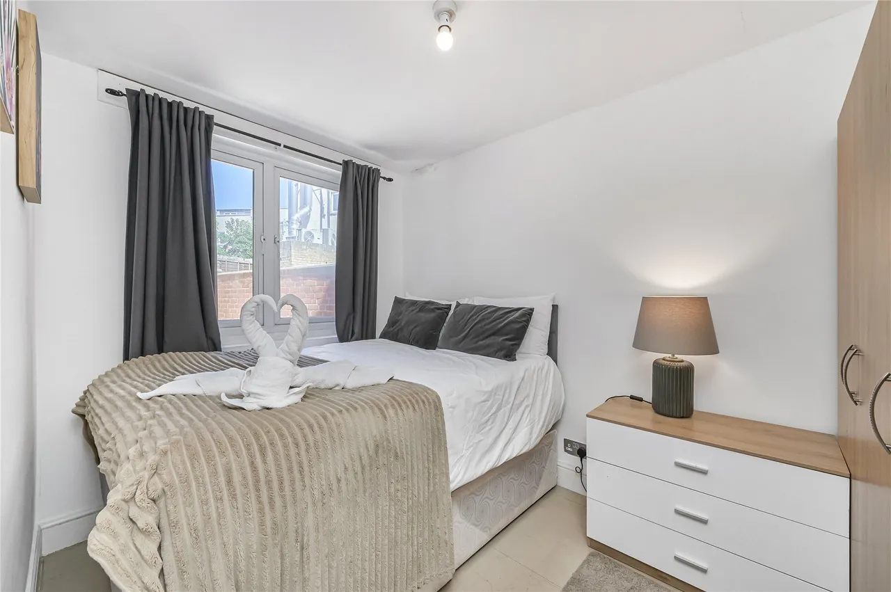 Lendal Terrace, London, SW4, photo 8