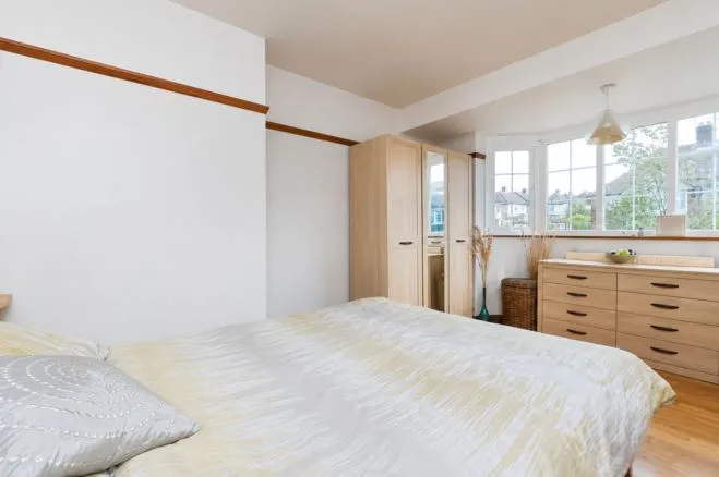 Salcombe Drive, Morden, photo 9