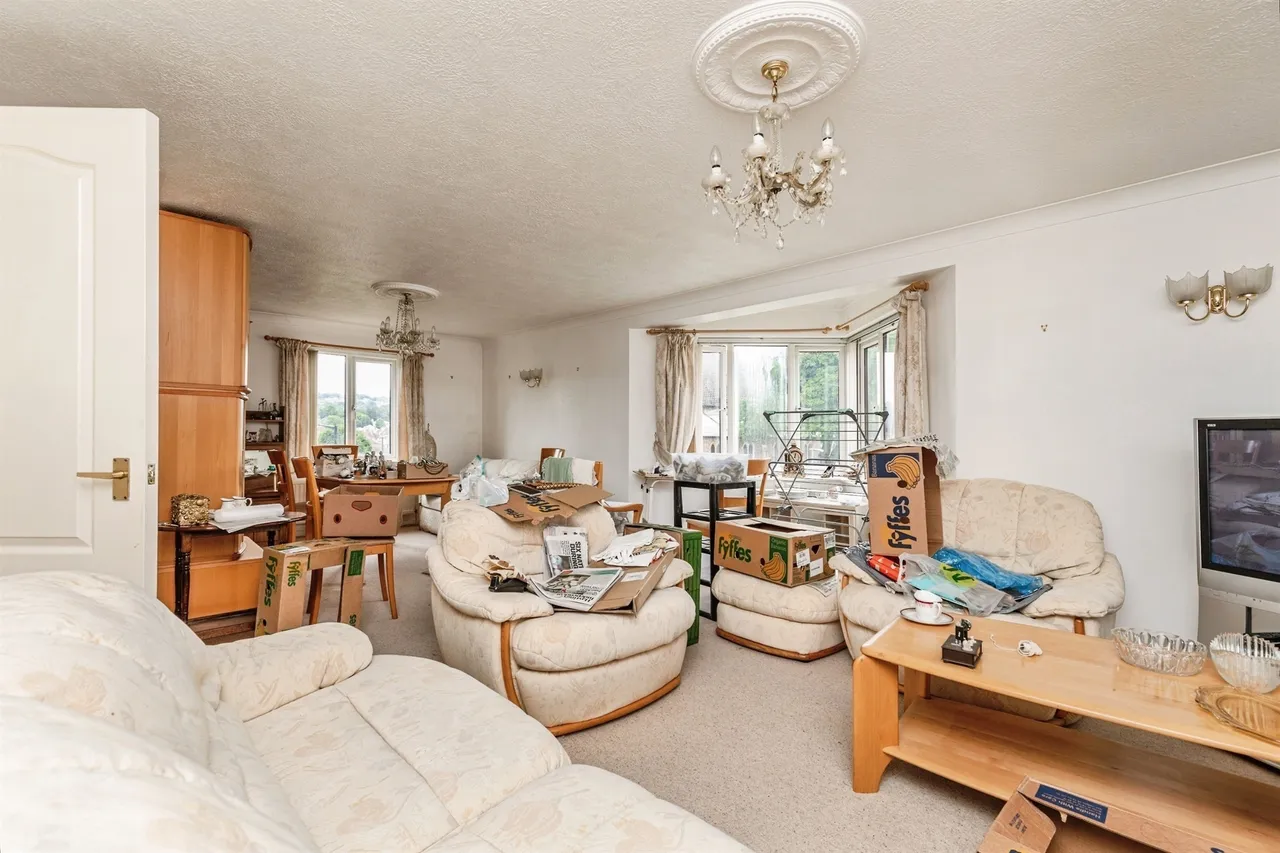 St. Helens Crescent, Hastings, photo 2