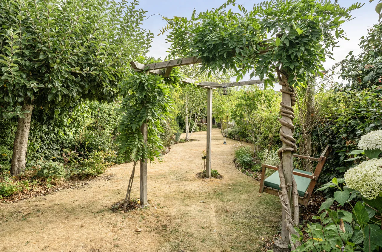 Malmesbury Road, Romsey, SO51, photo 9