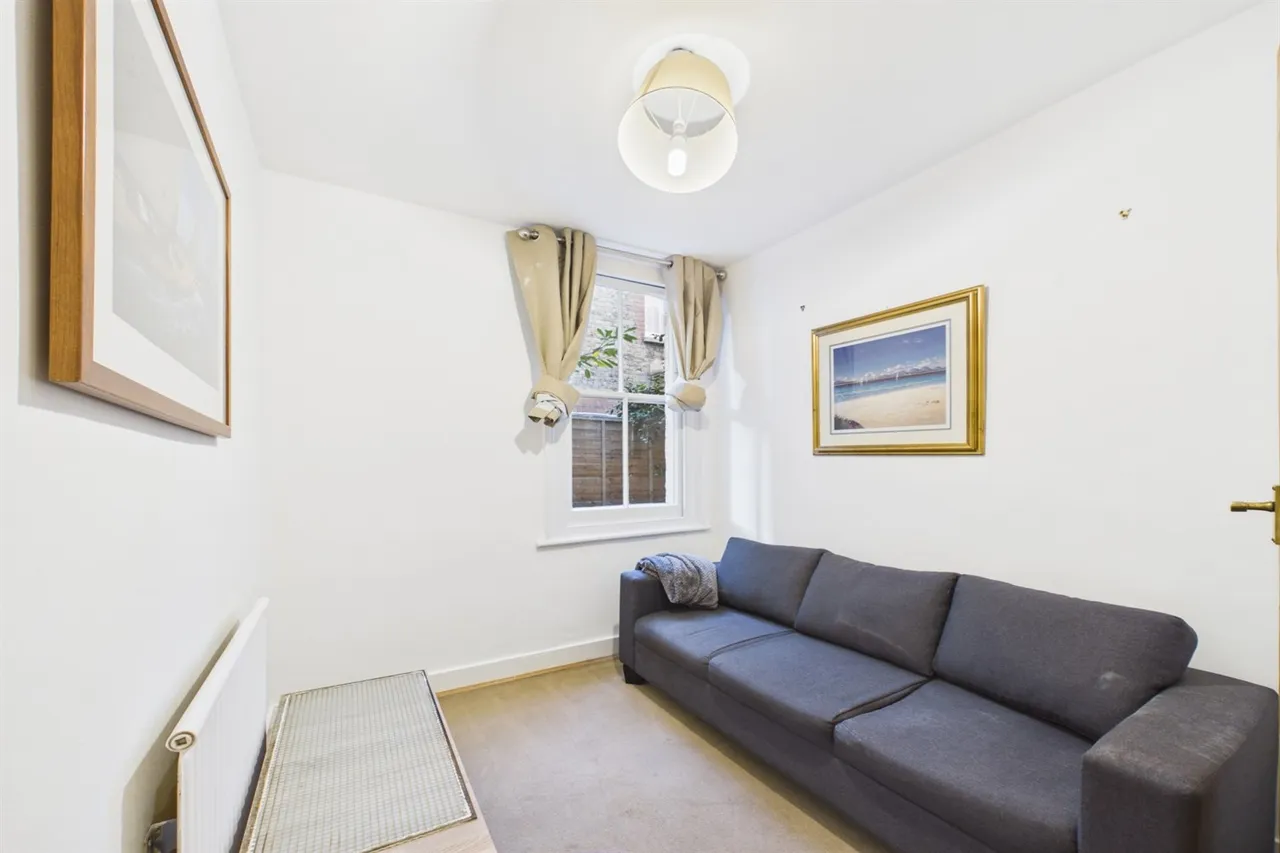 Balham, London, SW12, photo 13