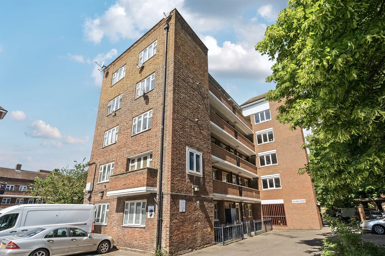Stockwell Gardens Estate, London, SW9, photo 8