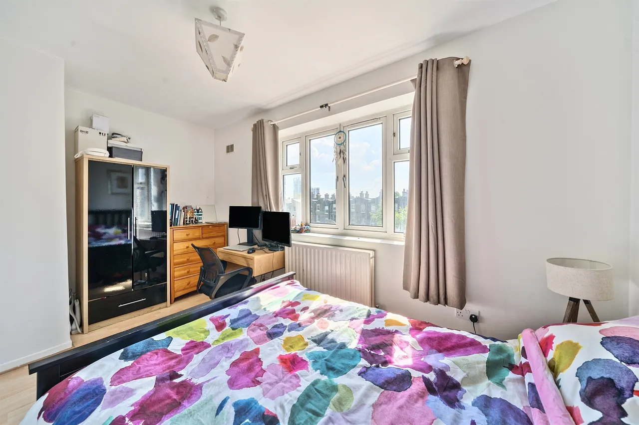 Stockwell Gardens Estate, London, SW9, photo 11