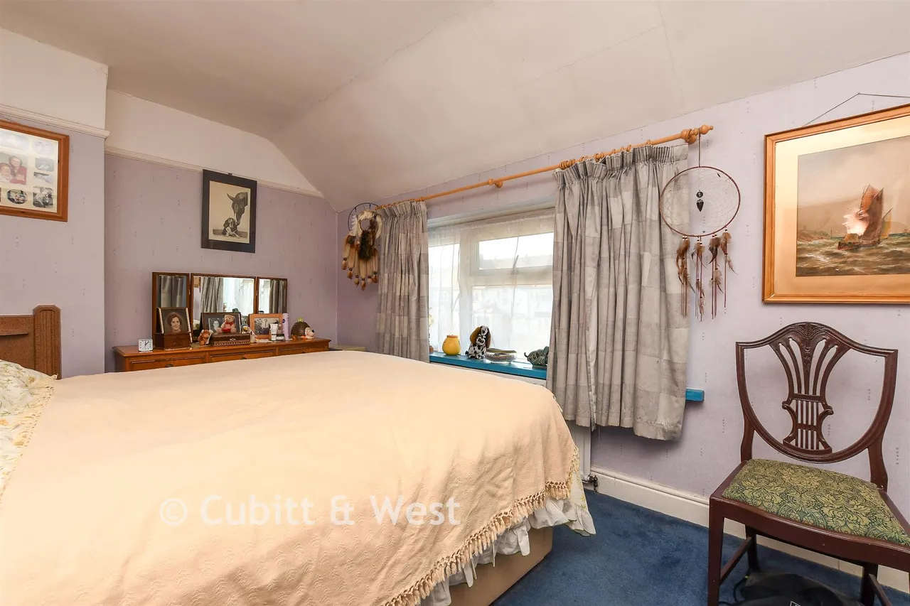 Colesmead Road, Redhill, RH1, photo 8