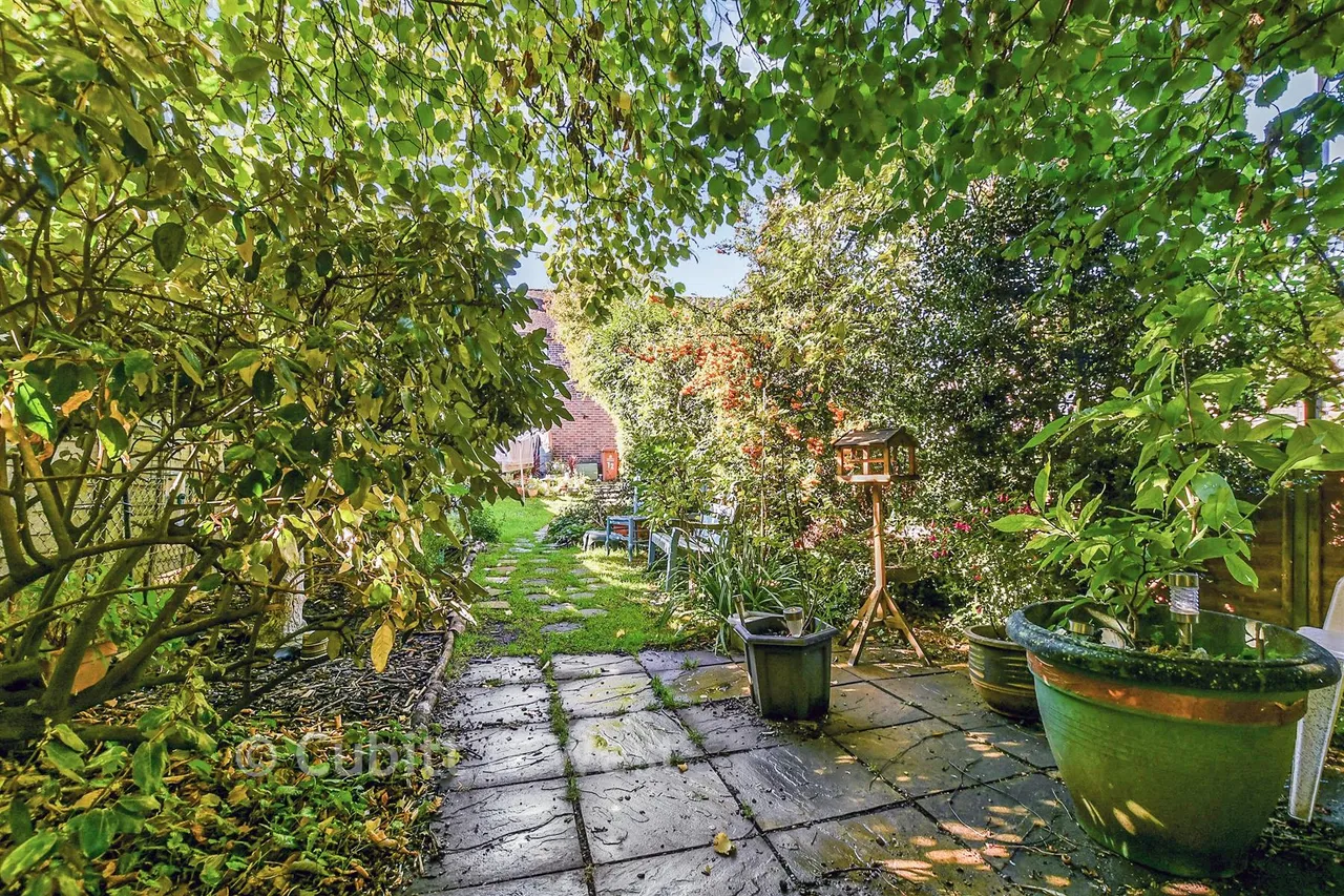 Colesmead Road, Redhill, RH1, photo 15
