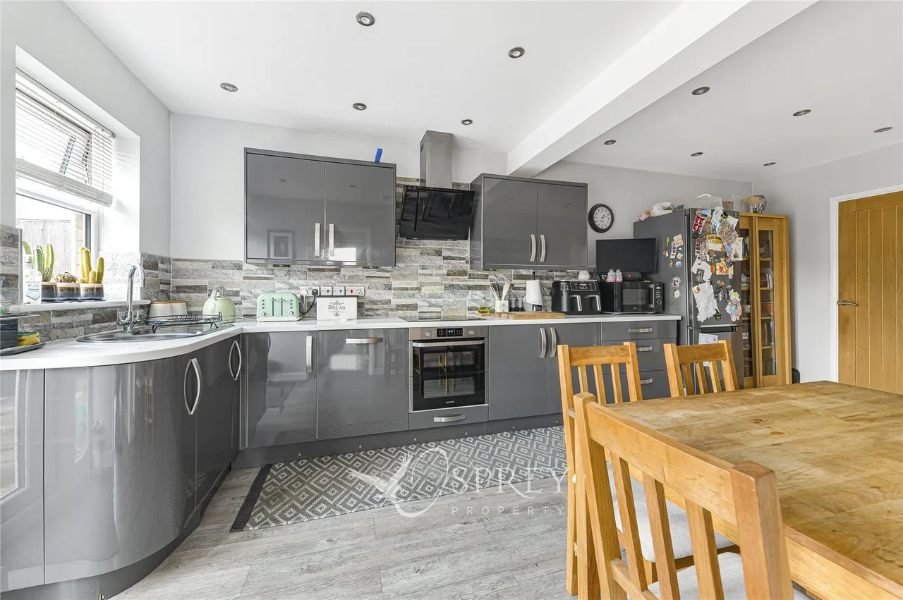 Mauntley Avenue, Brigstock, NN14, photo 5
