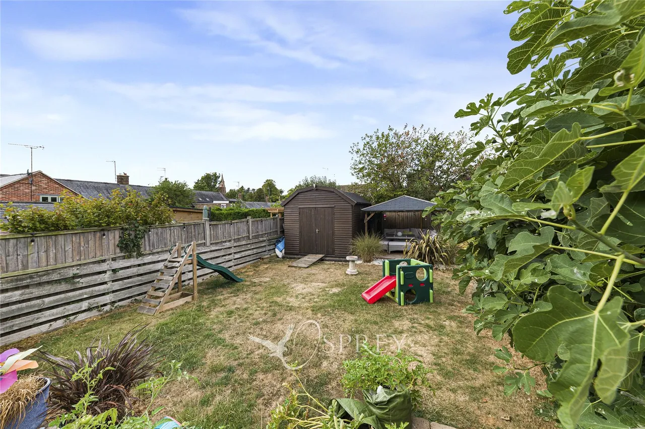 Mauntley Avenue, Brigstock, NN14, photo 4