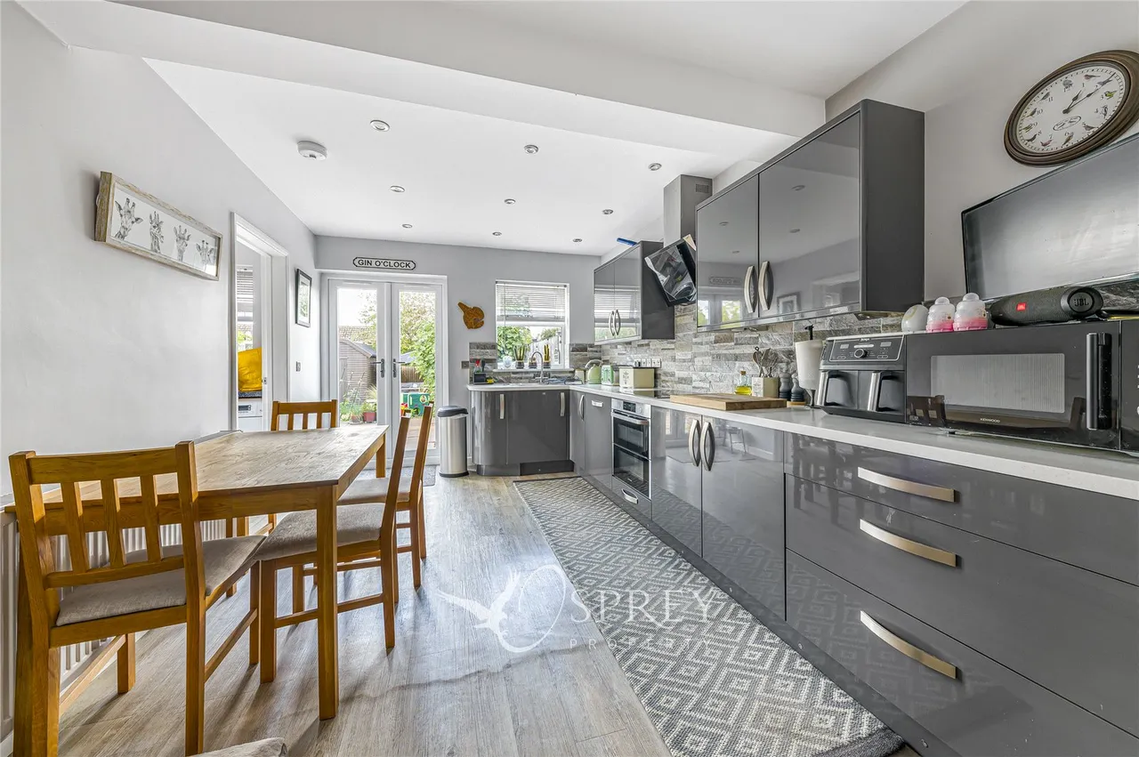 Mauntley Avenue, Brigstock, NN14, photo 2