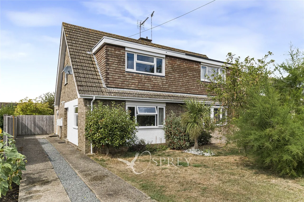 3 bed house for sale, Mauntley Avenue, Brigstock, NN14