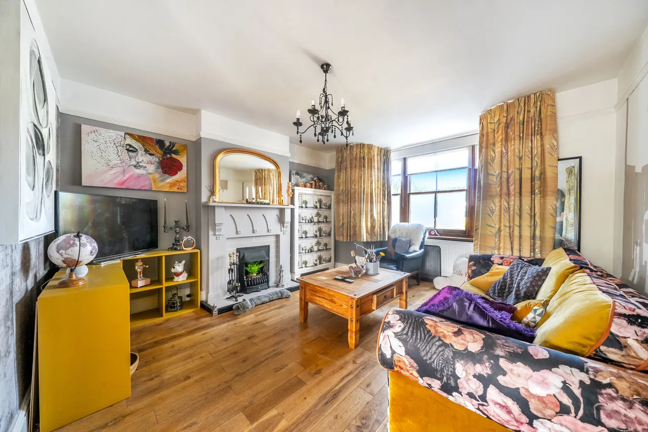 Bath Road, Thatcham, RG18, photo 3