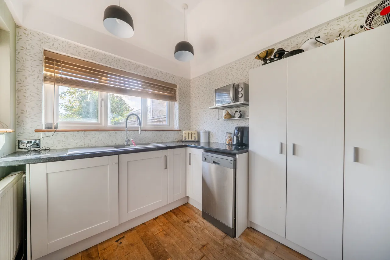 Bath Road, Thatcham, RG18, photo 7