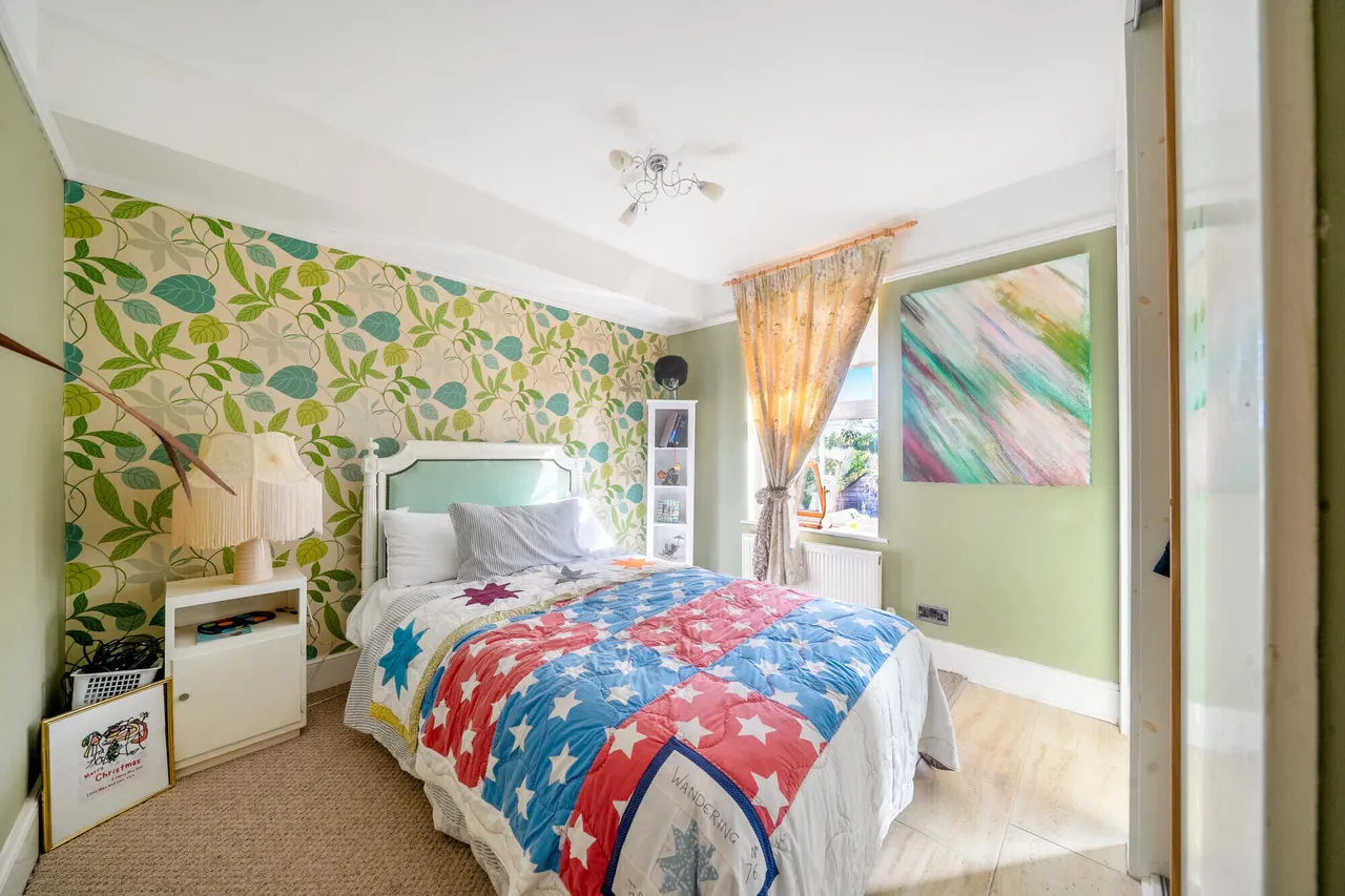 Bath Road, Thatcham, RG18, photo 9