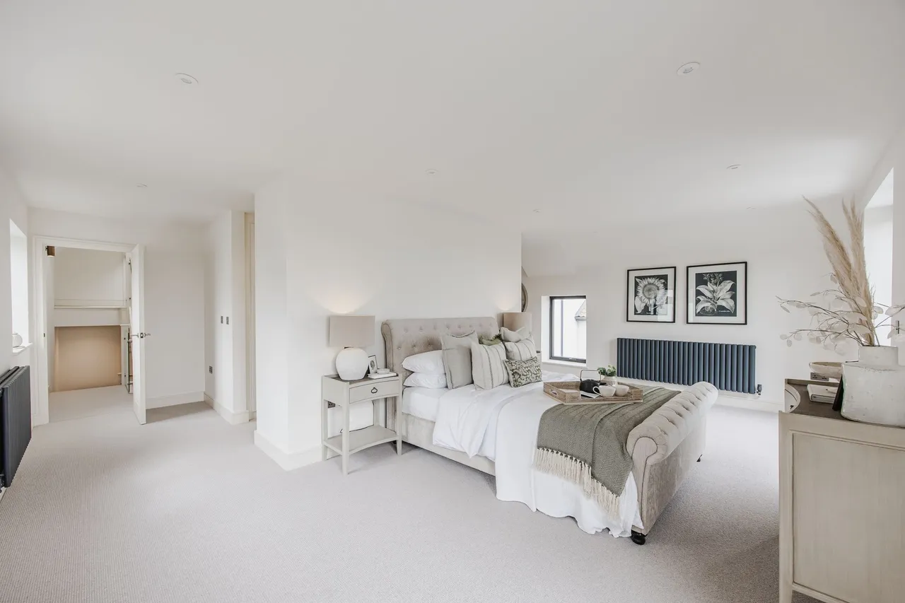 A Luxury Finish Home on the Norfolk C, photo 12