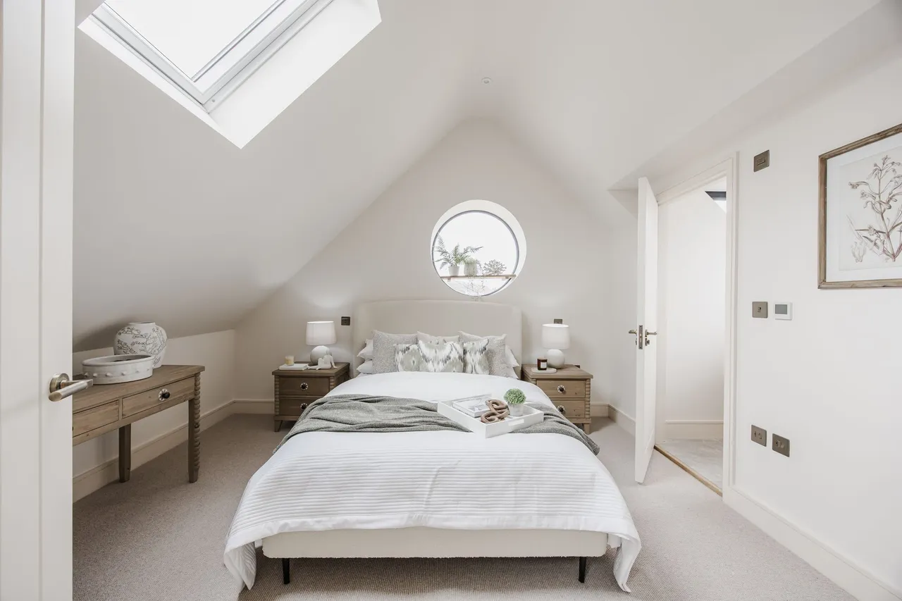 A Luxury Finish Home on the Norfolk C, photo 16