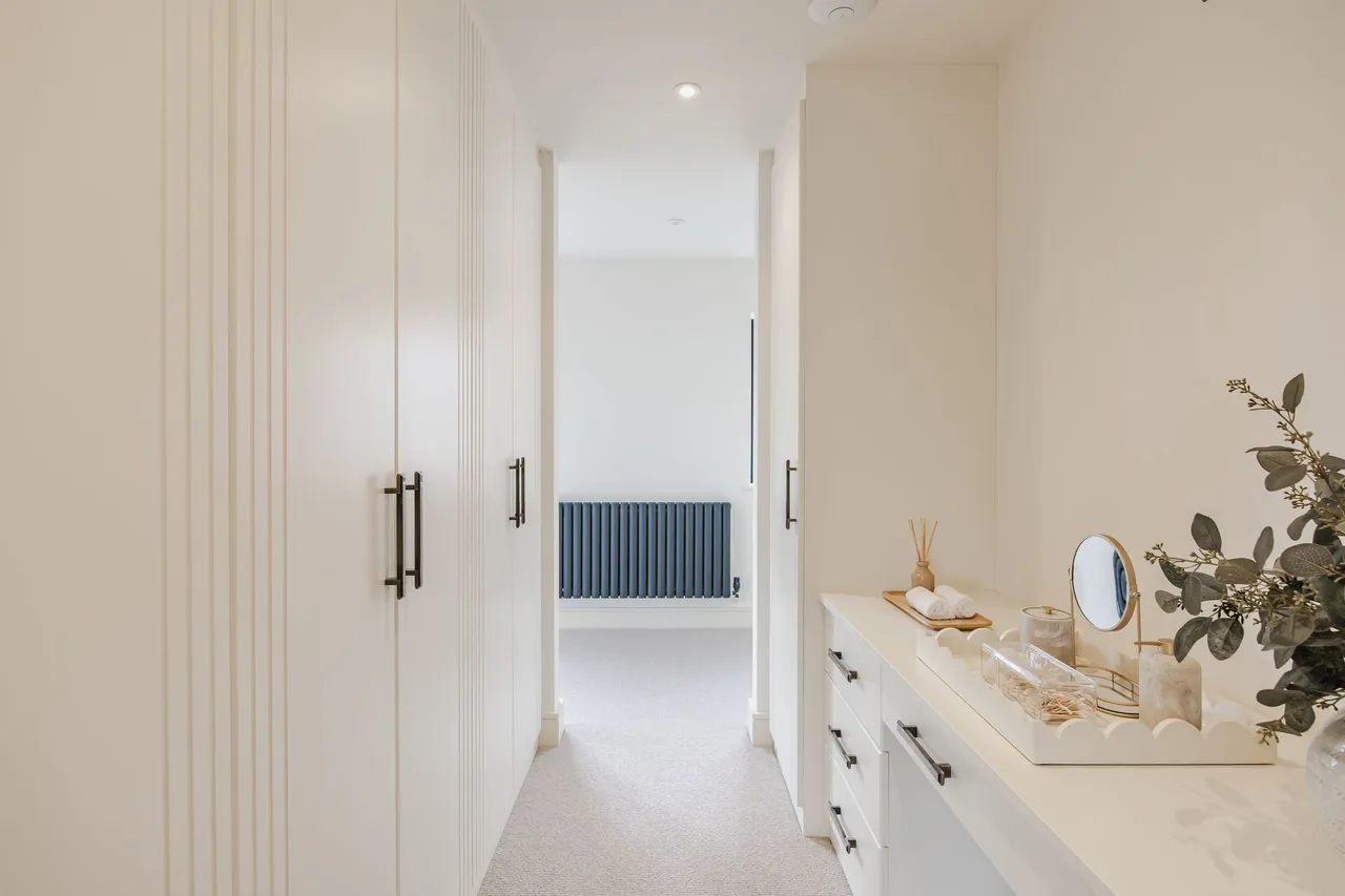 A Luxury Finish Home on the Norfolk C, photo 13