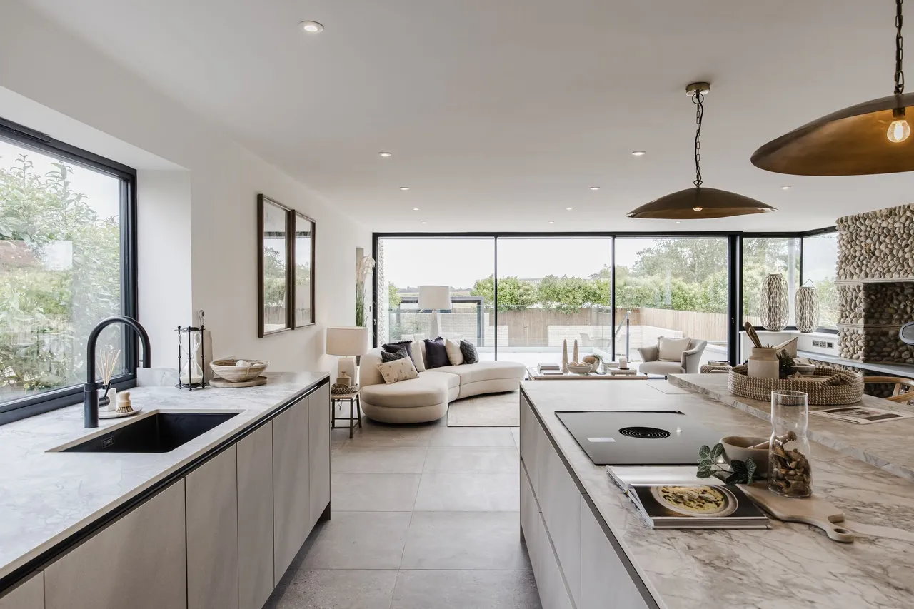 A Luxury Finish Home on the Norfolk C, photo 9