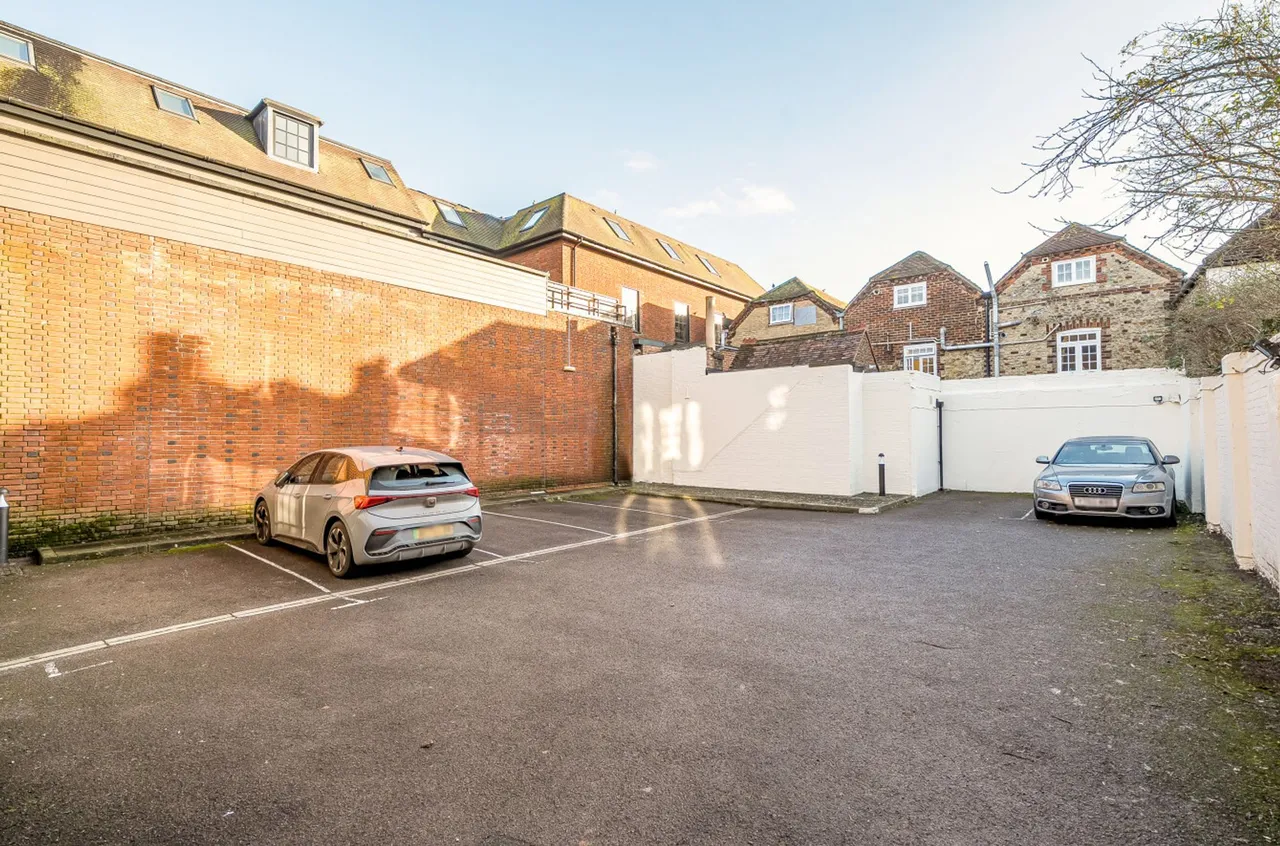 Deanery Close, Chichester, PO19, photo 17