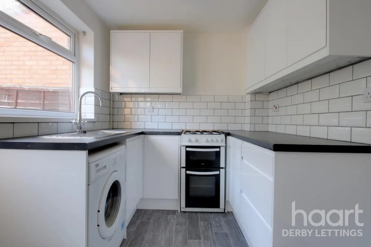 Francis Drive, LE11, photo 8