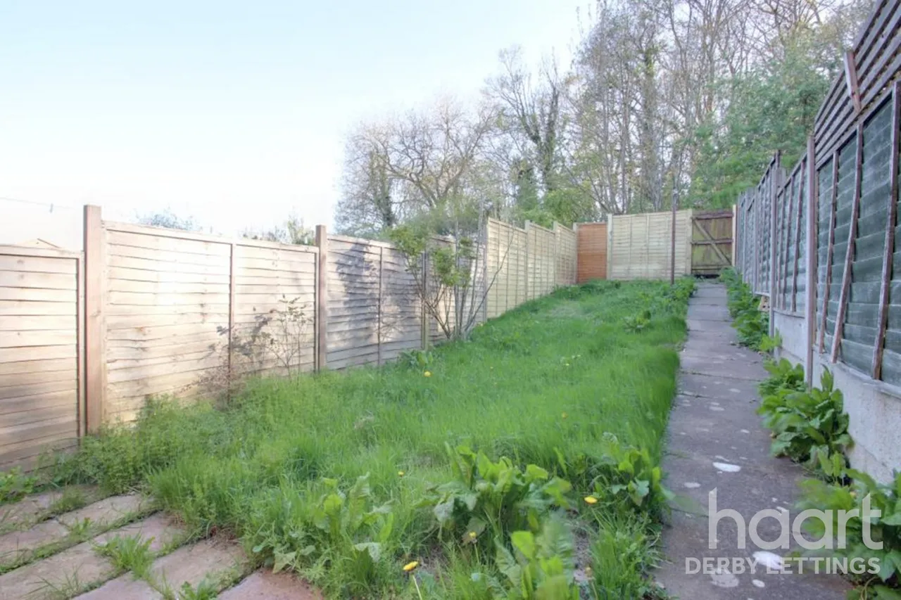 Francis Drive, LE11, photo 10