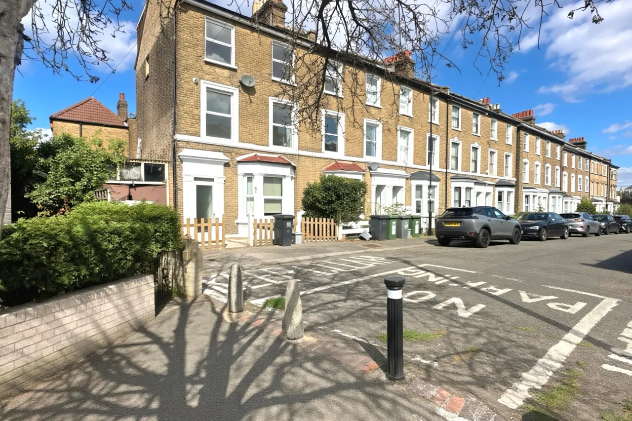 Fransfield Grove, London, SE26, photo 3