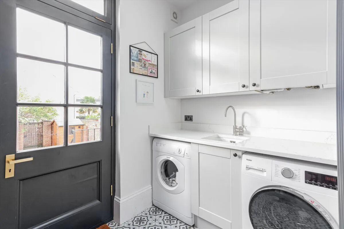 London Road, Cheltenham, GL52, photo 8