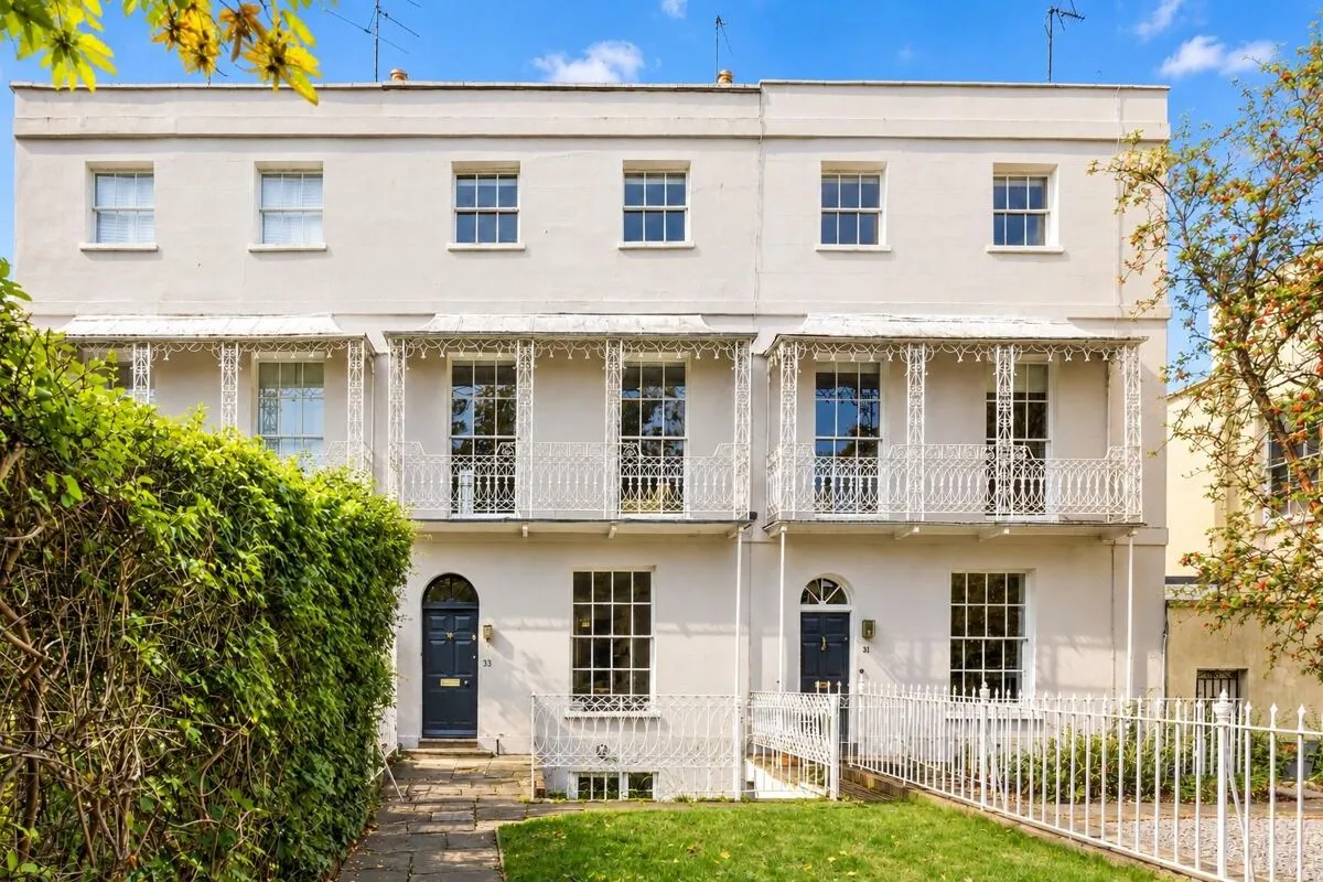 4 bed house for sale, London Road, Cheltenham, GL52