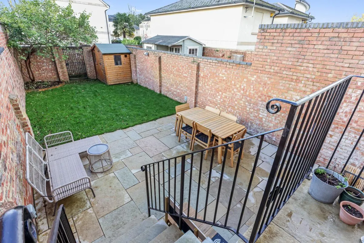 London Road, Cheltenham, GL52, photo 23
