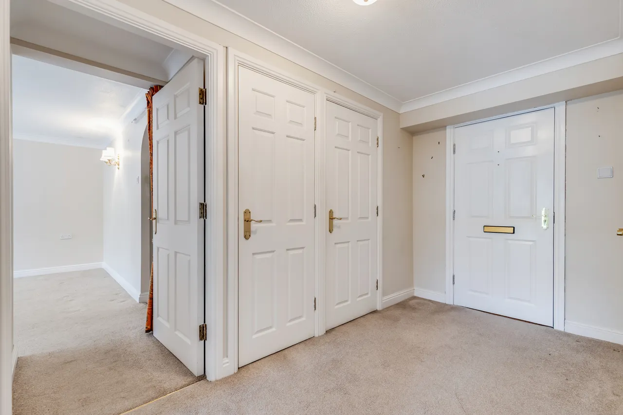 Cunliffe Road, Ilkley, LS29, photo 11