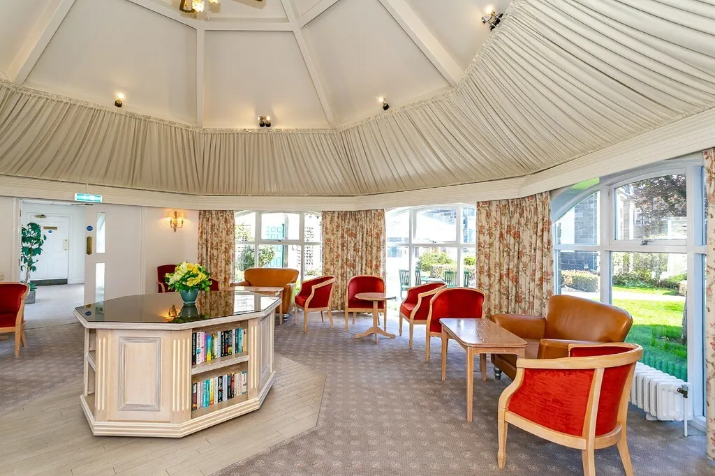 Cunliffe Road, Ilkley, LS29, photo 12