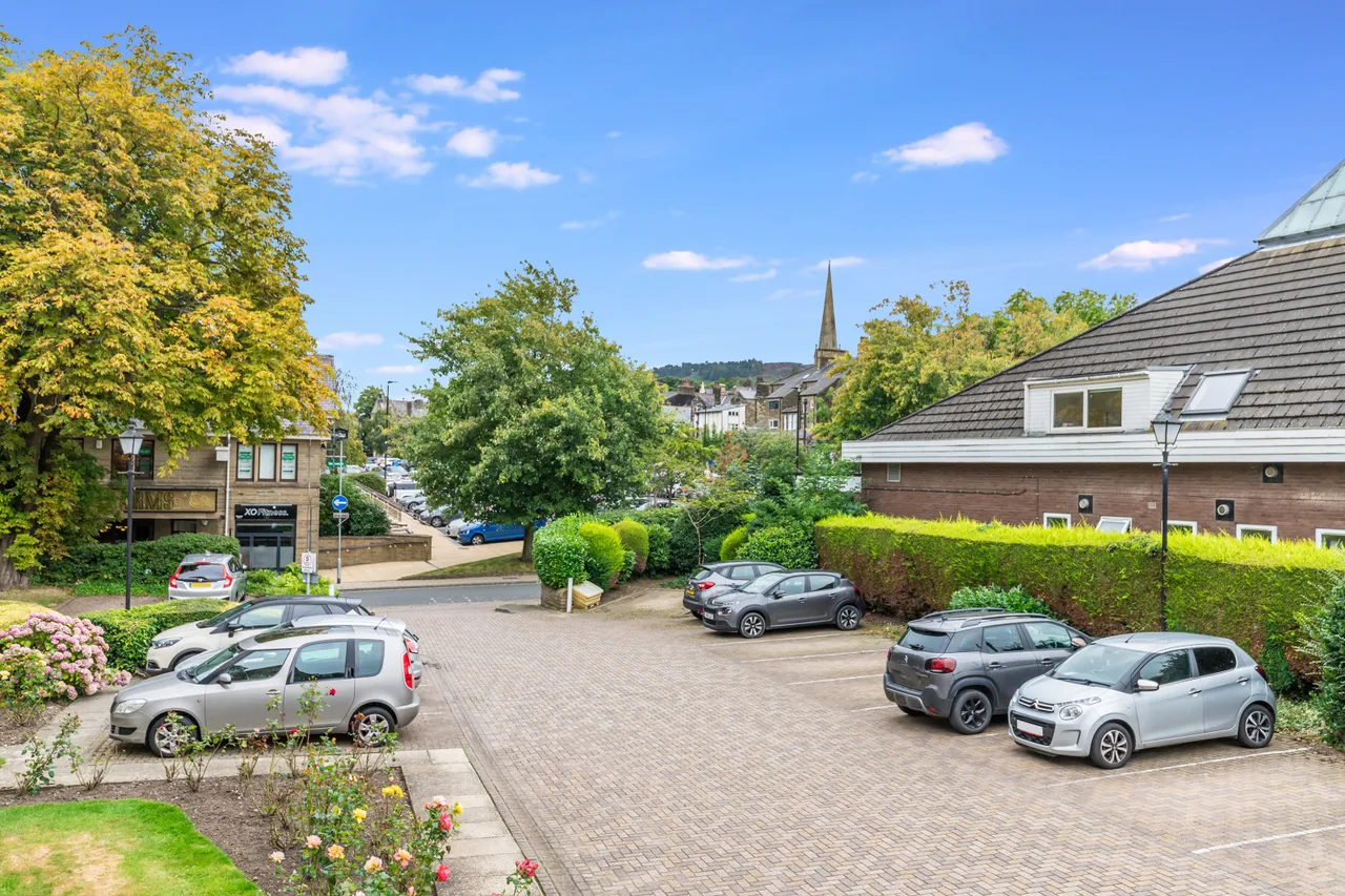 Cunliffe Road, Ilkley, LS29, photo 13