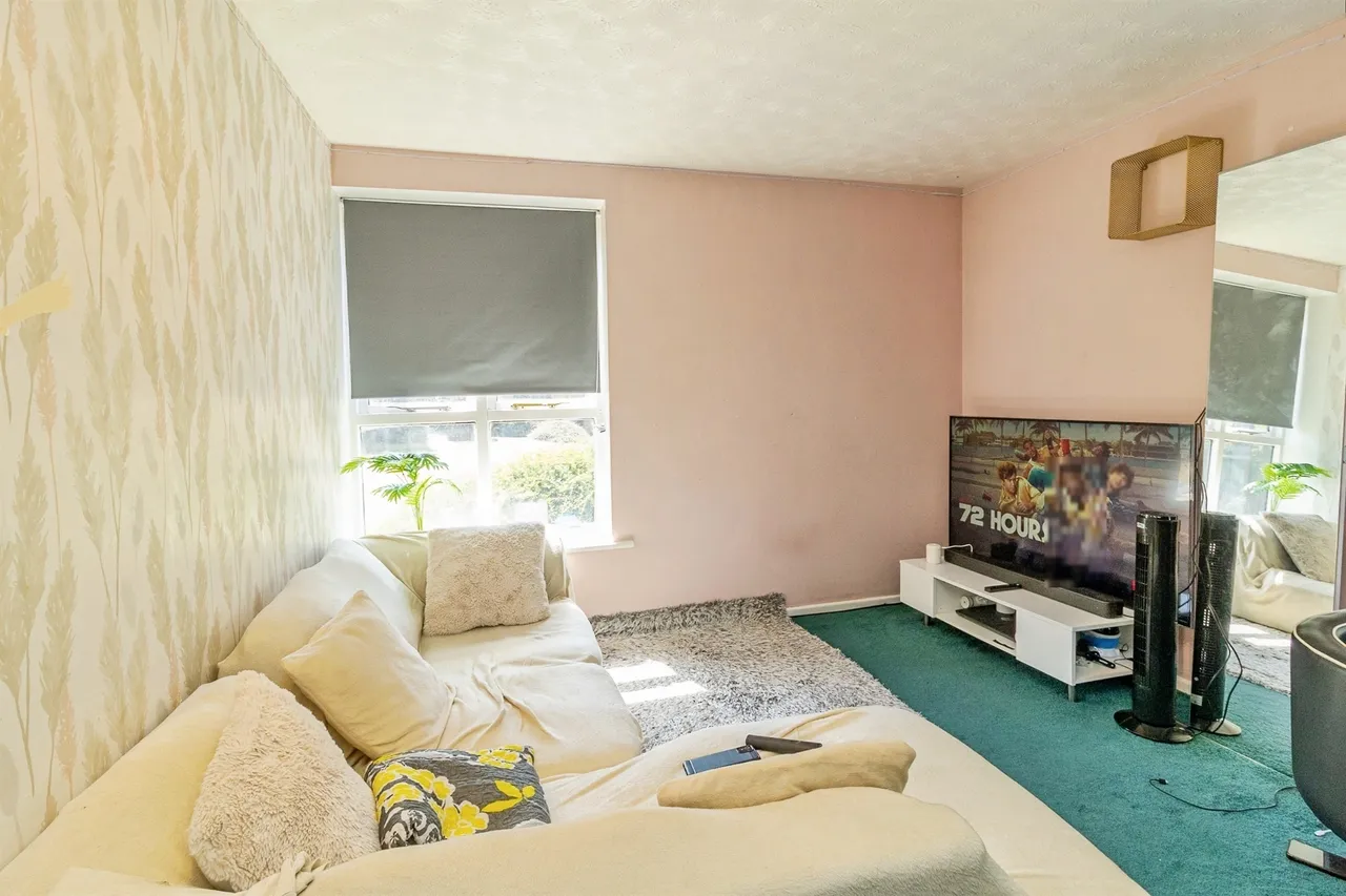 Ramsthorn Grove, Walnut Tree, Milton Keynes, photo 3