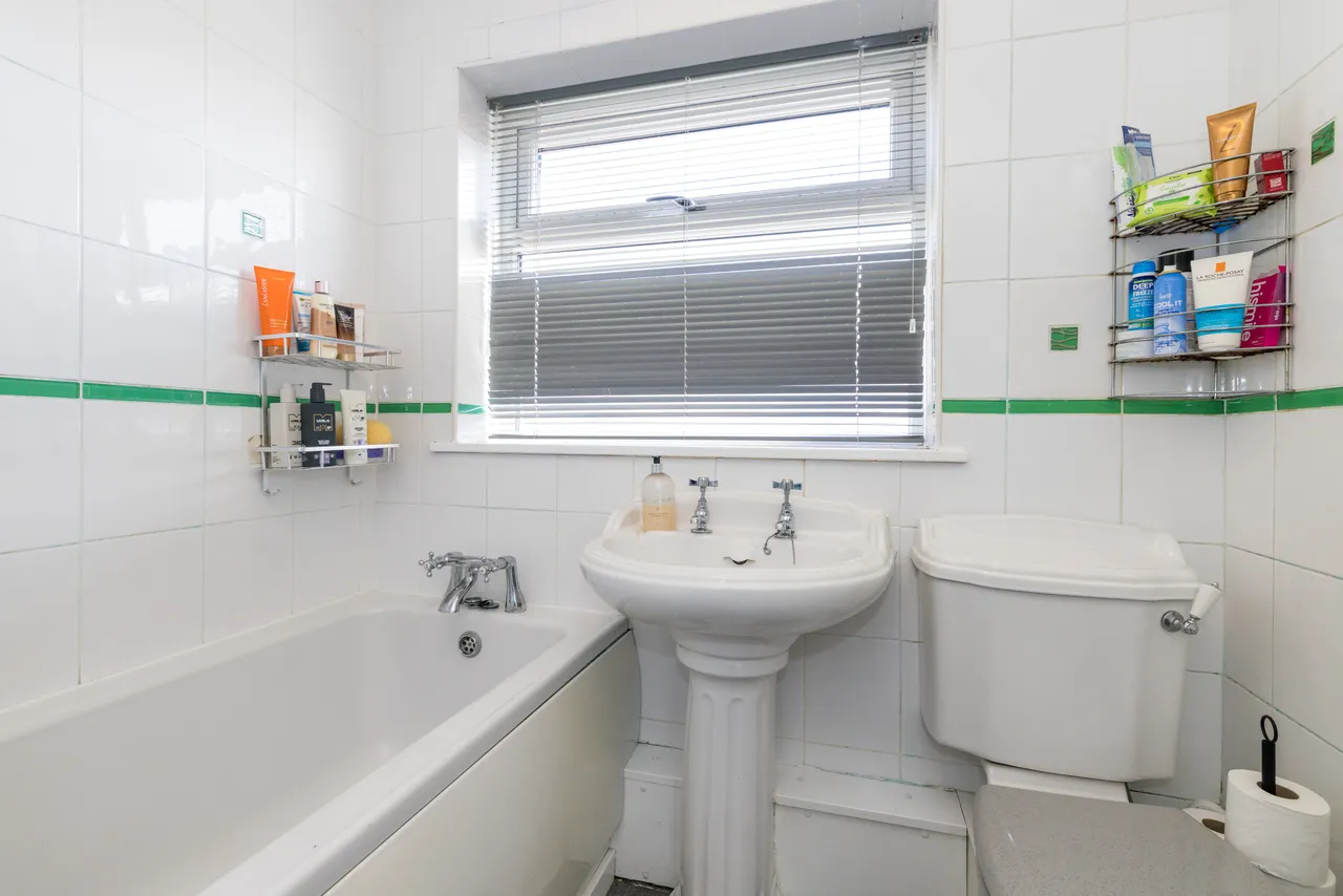 Tarnside Road, Orrell, WN5, photo 13