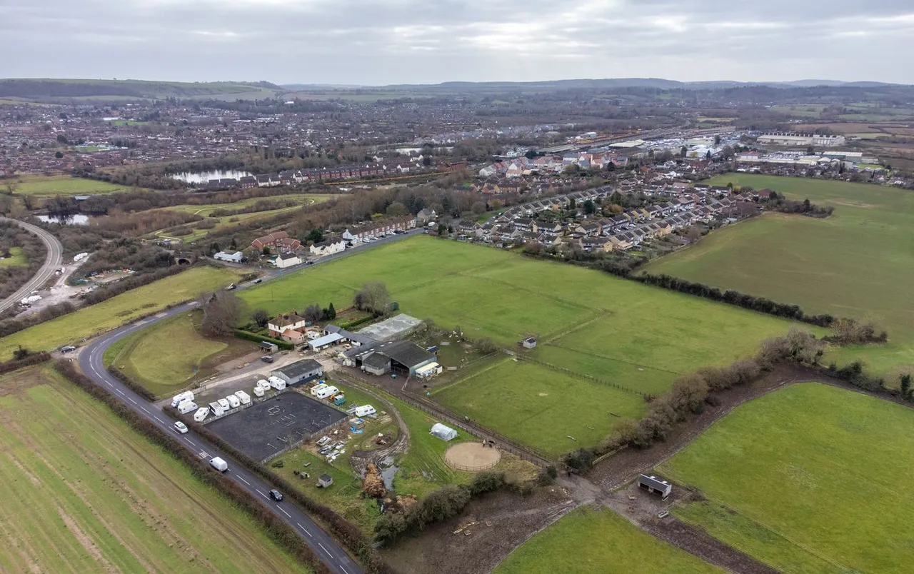 Residential Development with Outline Planning, Glenmore Farm, BA13, photo 3