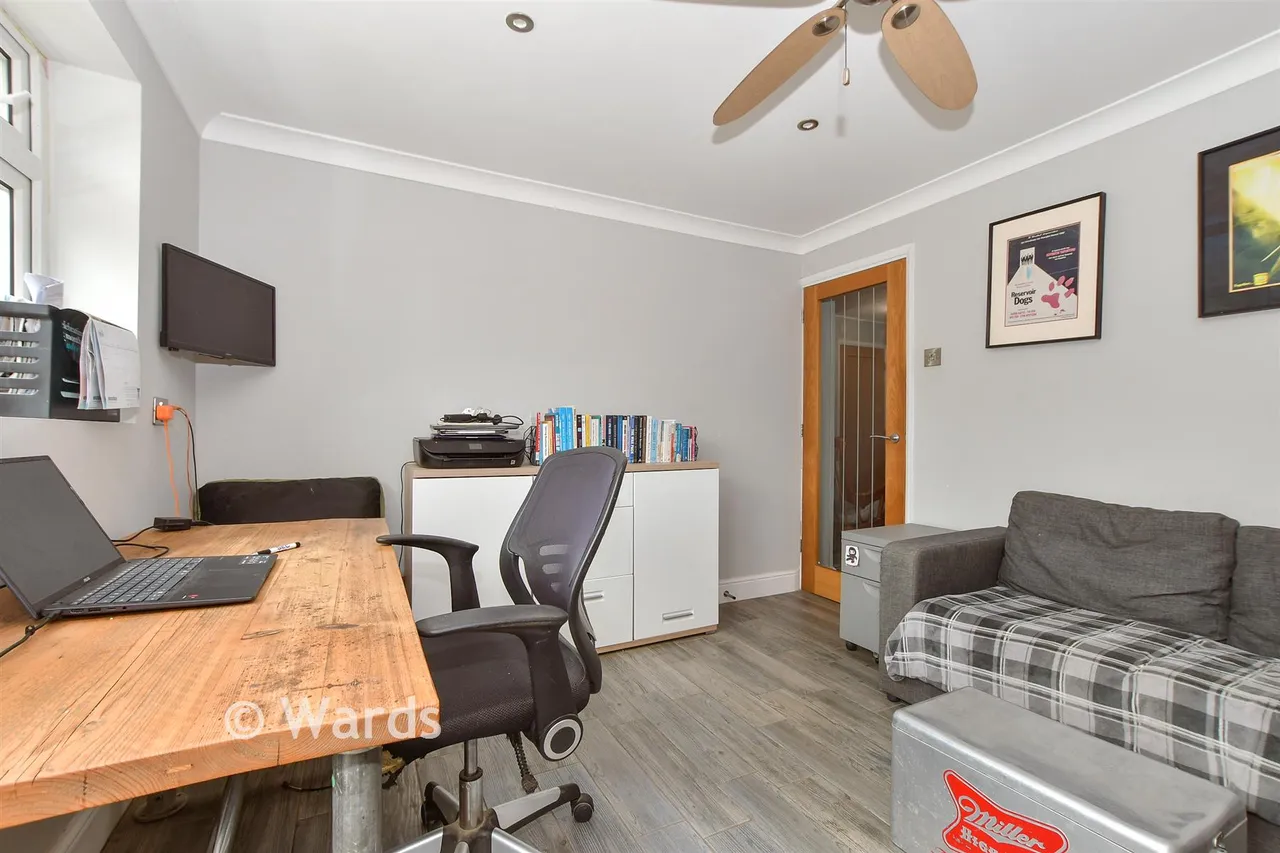 Ghyllside Road, Northiam, TN31, photo 7