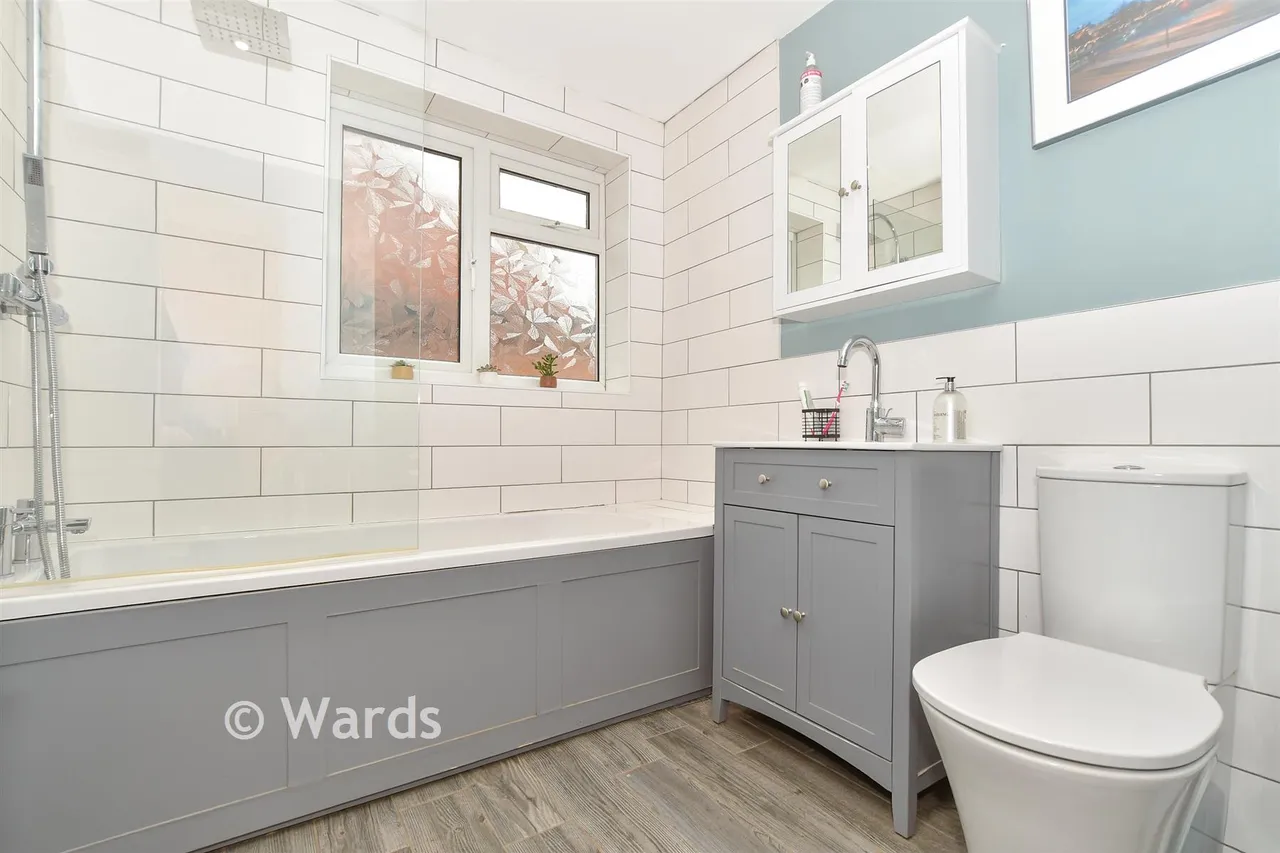 Ghyllside Road, Northiam, TN31, photo 11