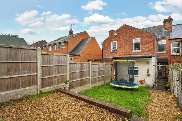 Lawrence Road, Tilehurst, RG30, photo 21