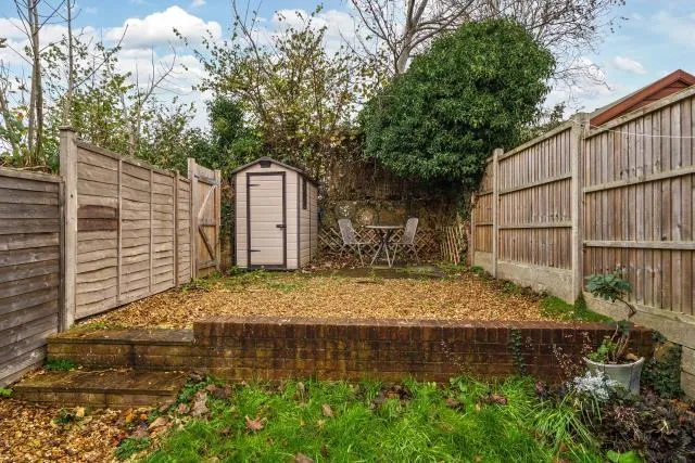 Lawrence Road, Tilehurst, RG30, photo 19