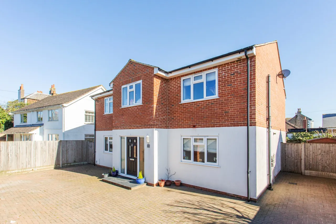 4 bed house for sale, Middle Deal Road, Deal, CT14