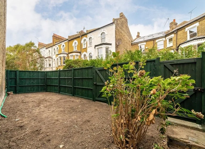 Heyford Avenue, Vauxhall, SW8, photo 5