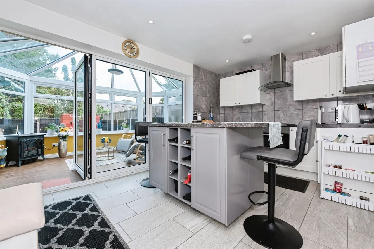 Malvern Road, Grays, RM17, photo 2