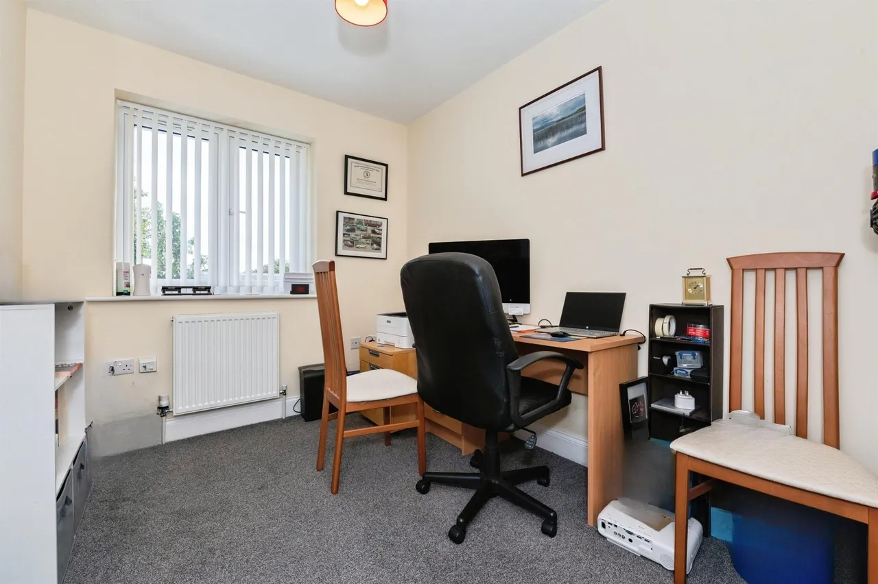 Malvern Road, Grays, RM17, photo 11