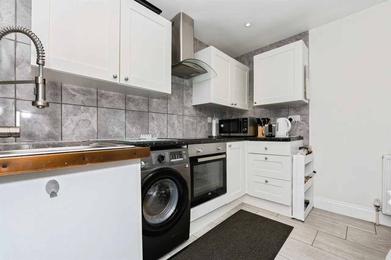 Malvern Road, Grays, RM17, photo 6