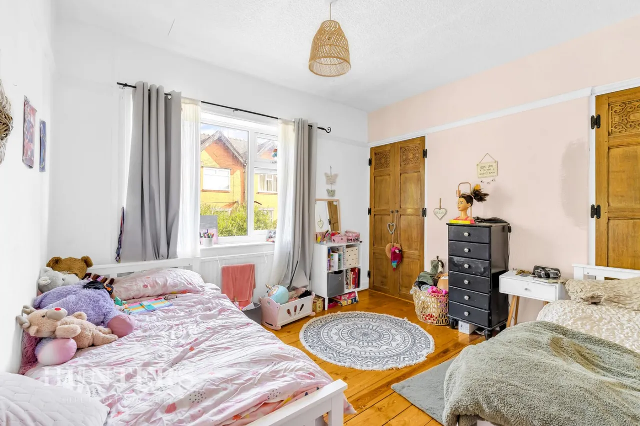Langdale Avenue, Oldham, OL8, photo 16