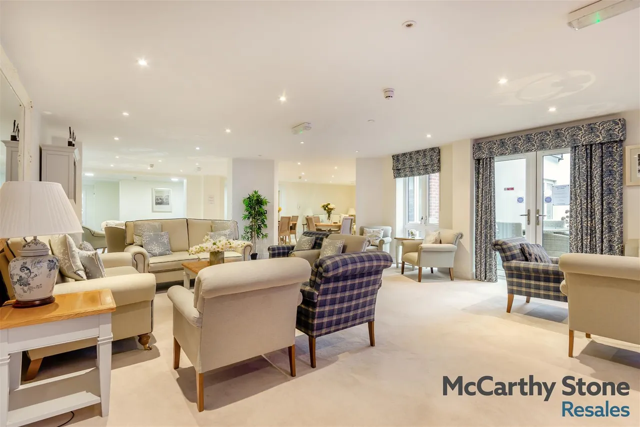 Nottingham Road, Hucknall, NG15, photo 32