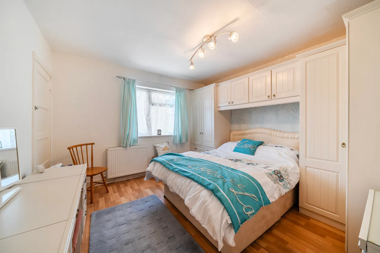 Oakwood Road, Pinner, HA5, photo 10
