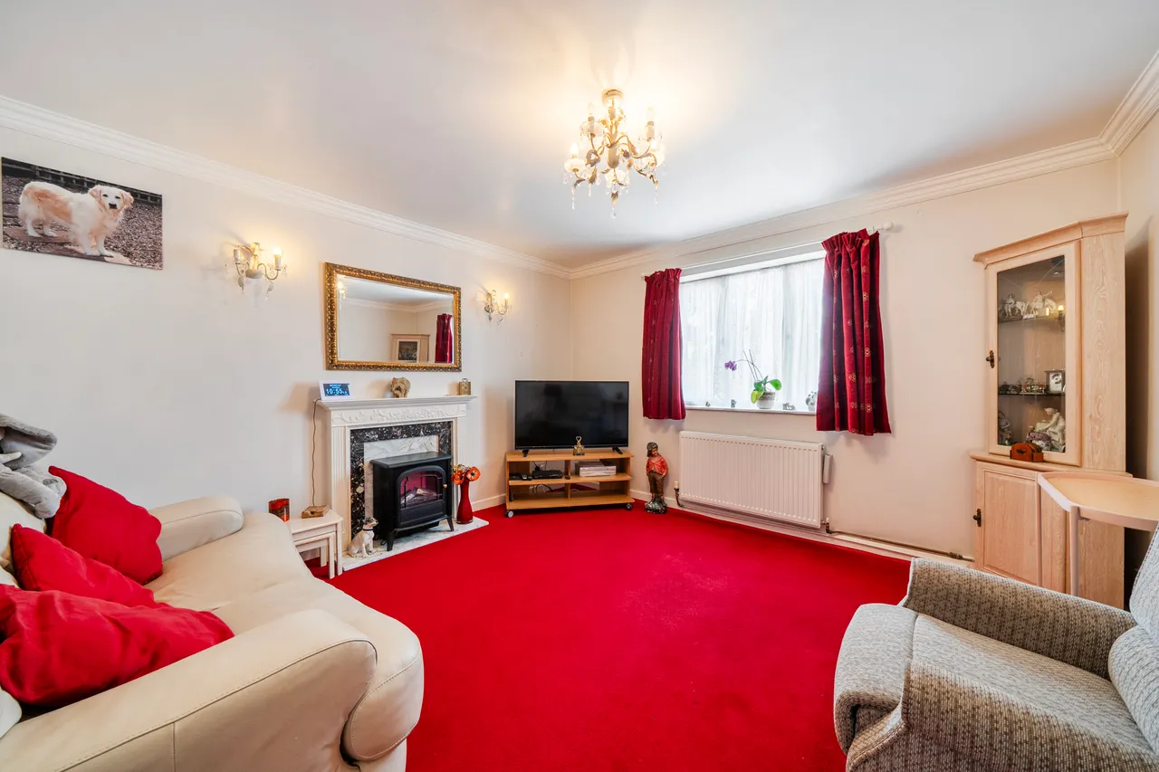 Oakwood Road, Pinner, HA5, photo 2