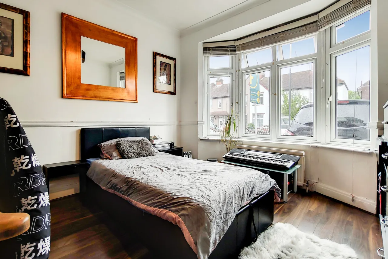 50 Risingholme Road, Harrow, photo 4