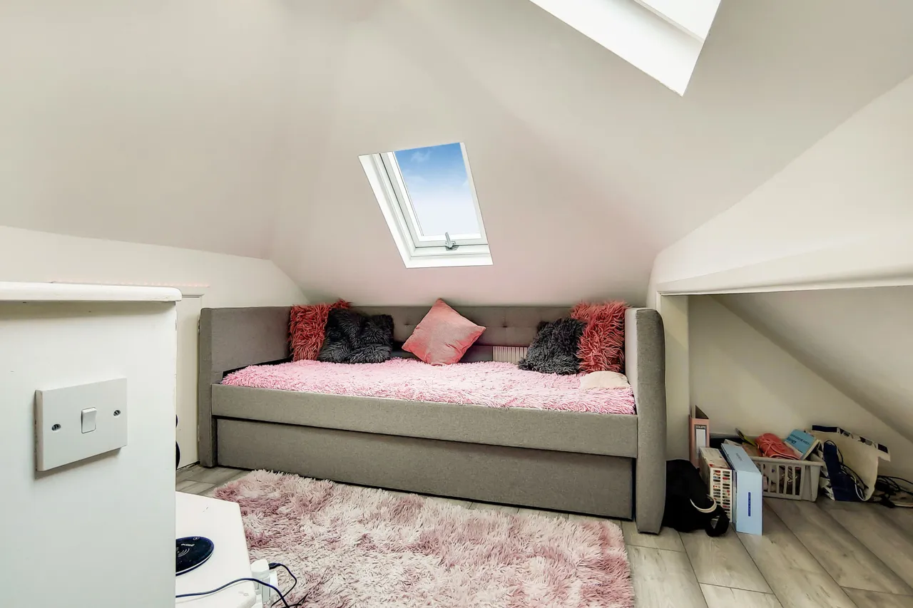 50 Risingholme Road, Harrow, photo 7