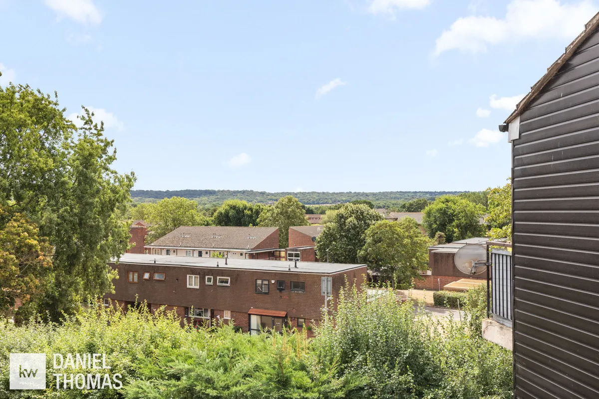 Daniel Thomas, Shelley Court, EN9, photo 14