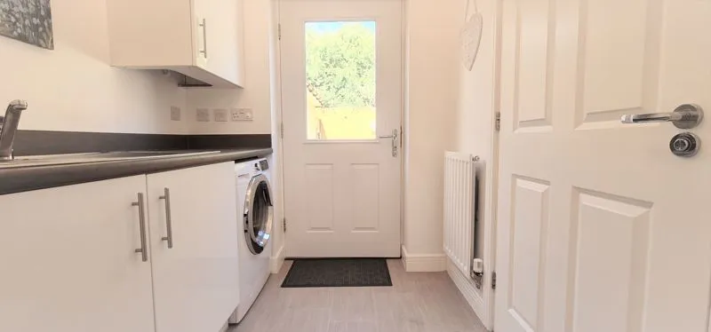 Claremont Crescent, Rayleigh, Essex, SS6 9GZ, photo 10